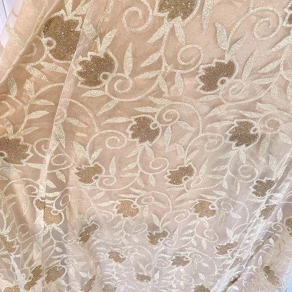 Indian Dress - Picture 3 of 7